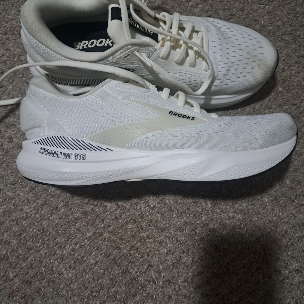 Brooks White Running Shoes
